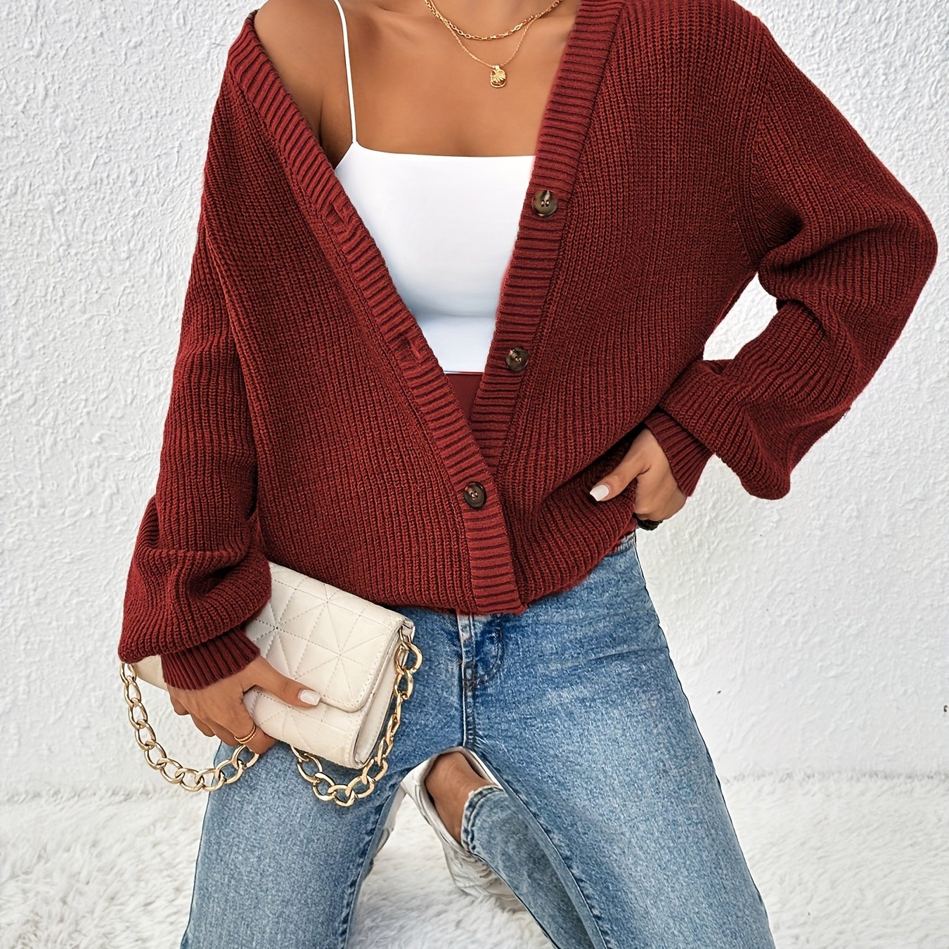 LUMMÉRAS Knitted V-Neck Button Cardigan