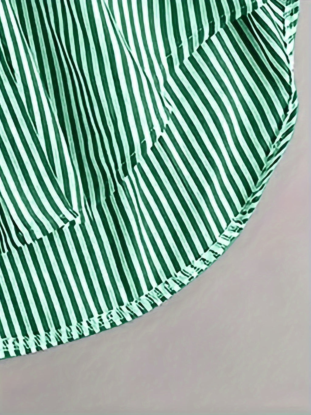 Gestreept damesoverhemd met lange mouwen en knoopjes